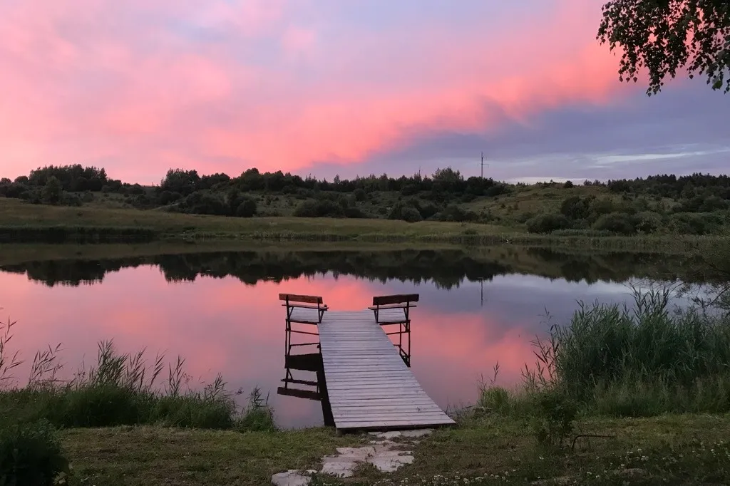 Мостик на озере